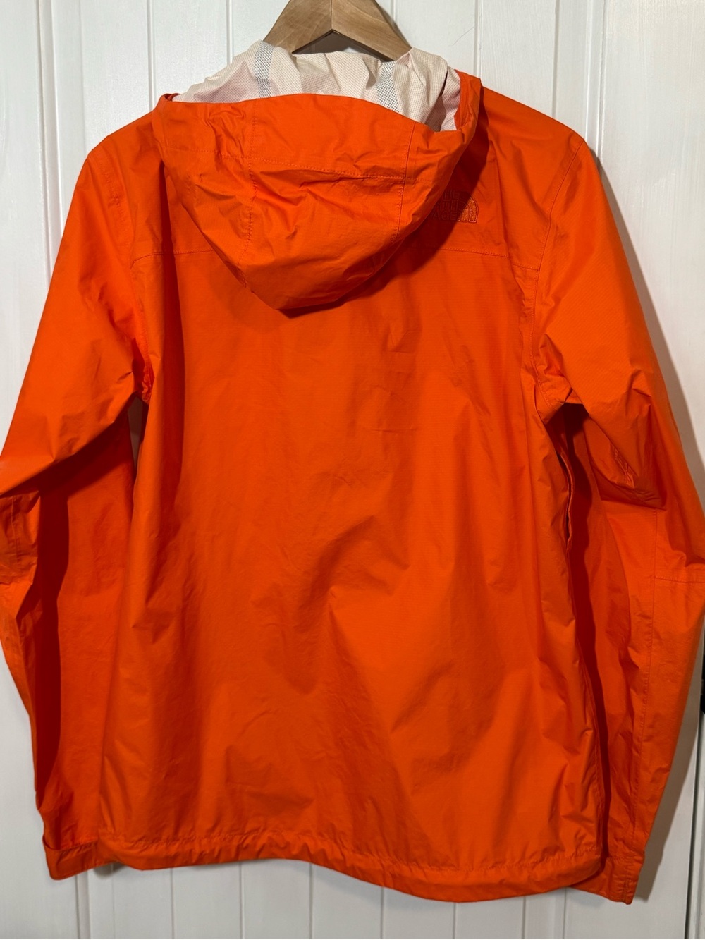The North Face Men’s Bright Orange Hooded Rain Jacket - Picture 5 of 14